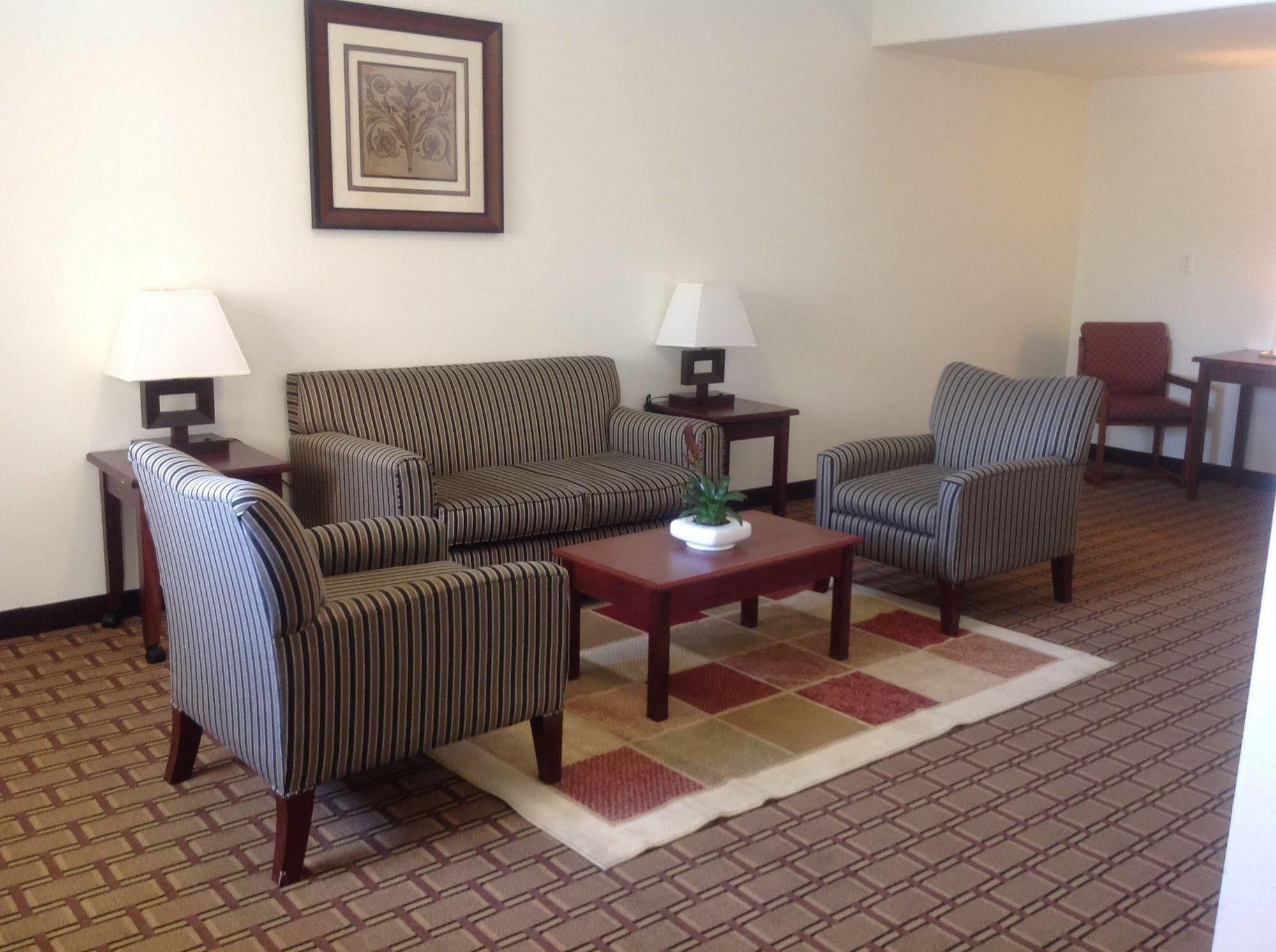 America Inn & Suites リッジクレスト エクステリア 写真