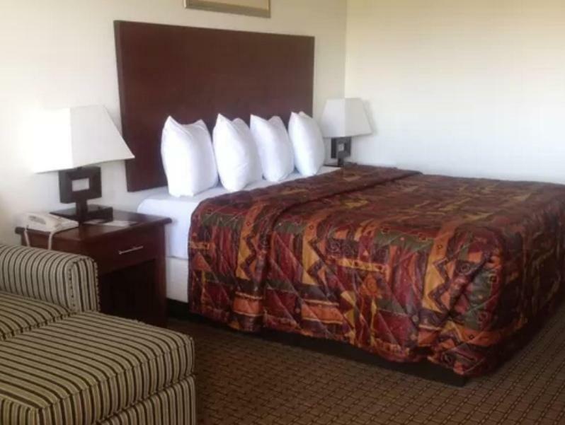 America Inn & Suites リッジクレスト エクステリア 写真